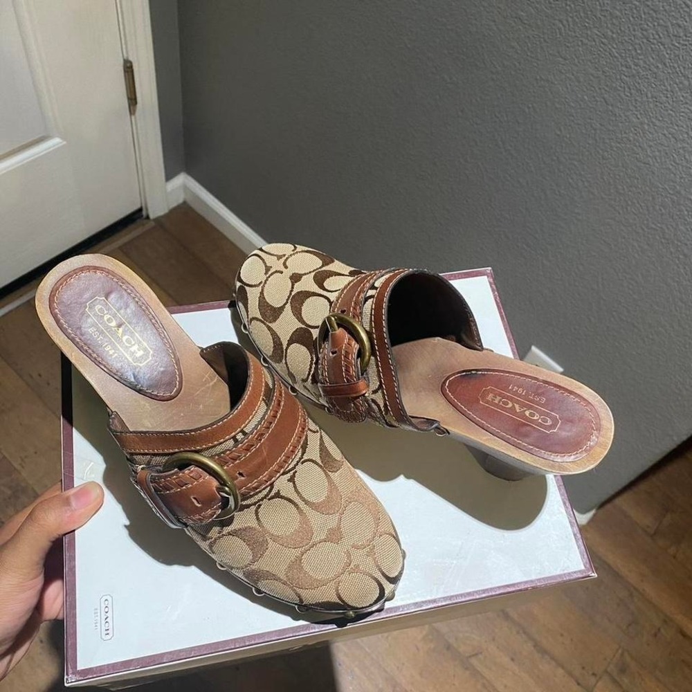 Vintage Y2K Coach "Willow" Signature Jacquard Heeled Clogs Size: US 9 - Picture 2 of 6